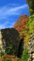 山寺 絶壁の紅葉