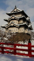 晴天に恵まれた冬の弘前城