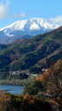 晩秋の山村と御嶽山