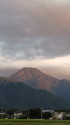 朝日に染まる有明山