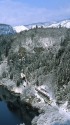 雪景色の只見線を行くキハ40系