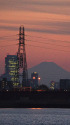 荒川河川敷から見る夕景富士