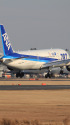 B787 JA814A