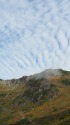 うろこ雲と抜戸岳