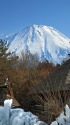 古民家と富士山