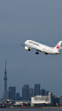 B787 JA827J