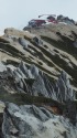 燕山荘を望む
