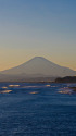 夕暮れ間近の湘南の海