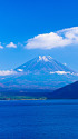 本栖湖からの富士山