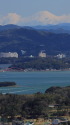 浜名湖から富士を望む
